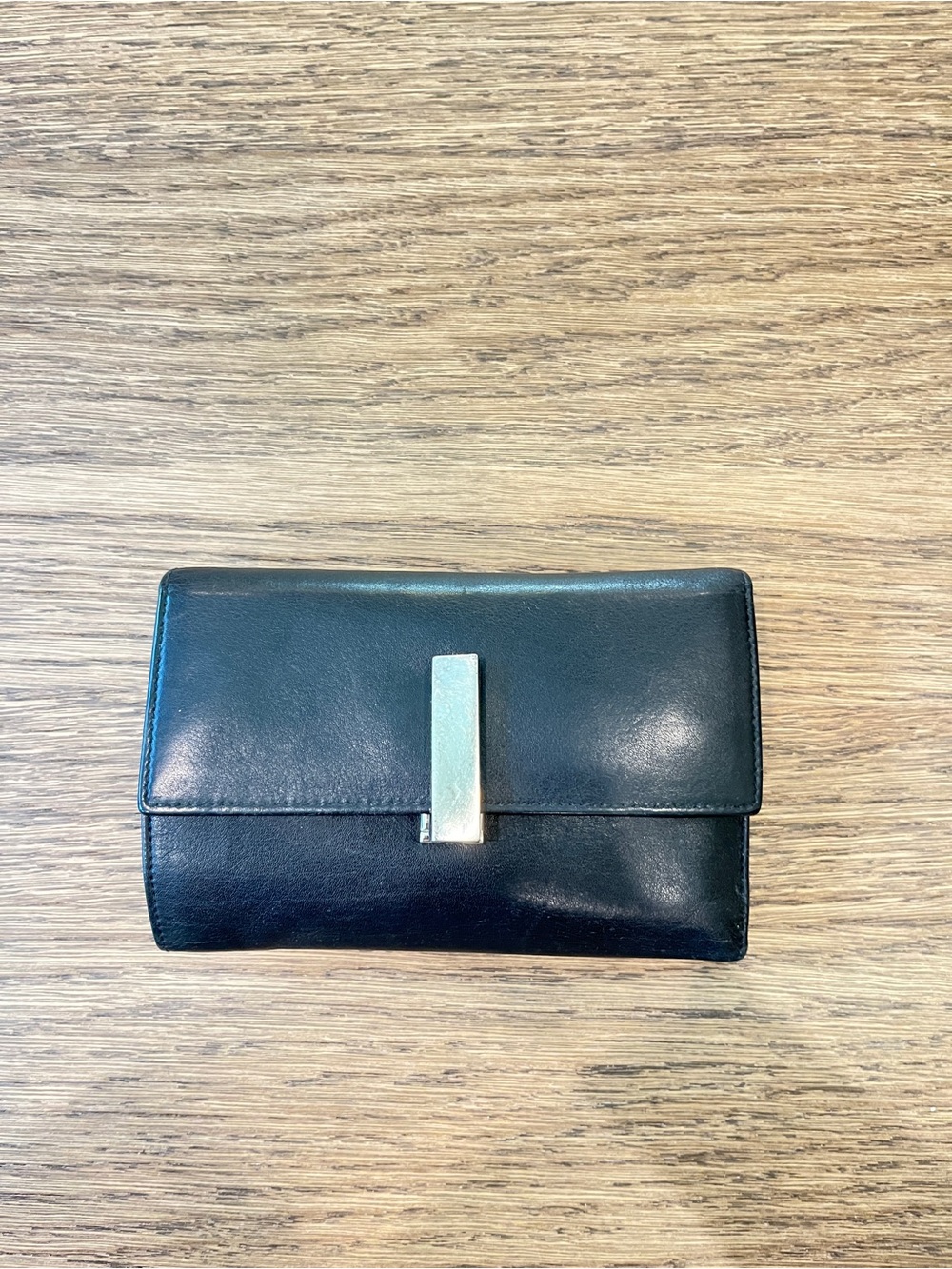 Salvatore Ferragamo Vintage Black Leather Trifold French Wallet AQ-229567
